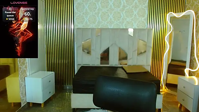 martinna tay online show from 09/28/25, 03:12