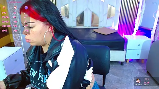 martinna tay online show from 10/19/25, 03:18