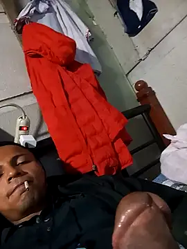 Snapshot of Akonam3000 chatting on 11/30/25, 12:31 Akonam3000 online show from 11/30/25, 12:31