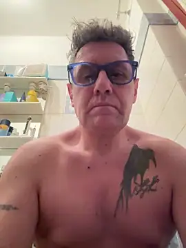 Snapshot of Britmi chatting on 02/26/25, 05:28 Britmi online show from 02/26/25, 05:28