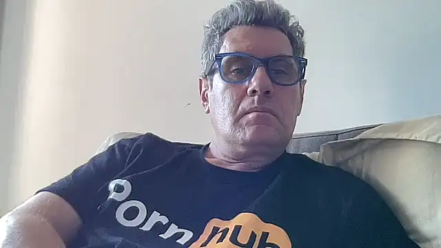 Snapshot of Britmi chatting on 09/16/25, 08:48 Britmi online show from 09/16/25, 08:48