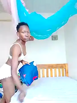 LOVELY-2BERRY online show from 02/07/25, 02:47