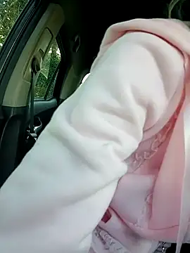 Timide girl2 online show from 03/10/25, 04:03