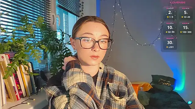 monlight  dana online show from 01/15/25, 02:24