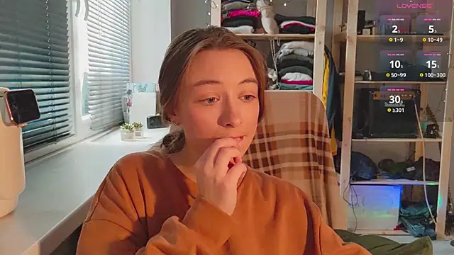 monlight  dana online show from 02/09/25, 11:47