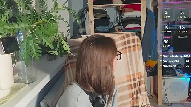 monlight  dana online show from 02/14/25, 05:36