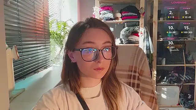 monlight  dana online show from 03/17/25, 01:29