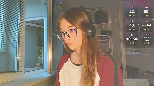 monlight  dana online show from 09/21/25, 04:30