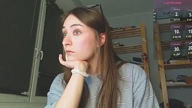 monlight  dana online show from 12/01/25, 09:09