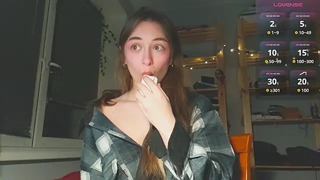 monlight  dana online show from 12/16/25, 04:39