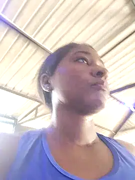 Snapshot of Berry_Bans chatting on 03/18/25, 05:21 Berry Bans online show from 03/18/25, 05:21