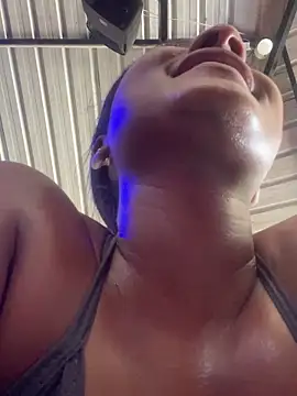 Snapshot of Berry_Bans chatting on 09/12/25, 06:08 Berry Bans online show from 09/12/25, 06:08