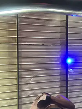 Snapshot of Berry_Bans chatting on 09/24/25, 05:27 Berry Bans online show from 09/24/25, 05:27