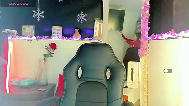 Snapshot of mariana_scott__ chatting on 01/30/25, 01:33 mariana scott online show from 01/30/25, 01:33