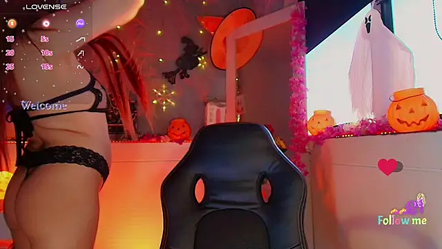 Snapshot of mariana_scott__ chatting on 10/02/25, 10:39 mariana scott online show from 10/02/25, 10:39