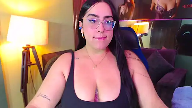 Snapshot of Sofiia_davis23 chatting on 10/23/25, 01:21 Sofiia davis23 online show from 10/23/25, 01:21