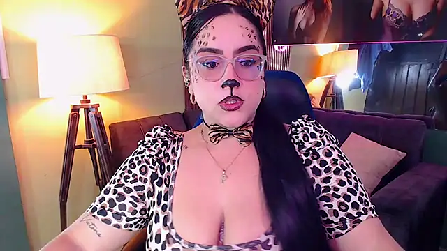 Sofiia davis23 online show from 10/31/25, 02:40