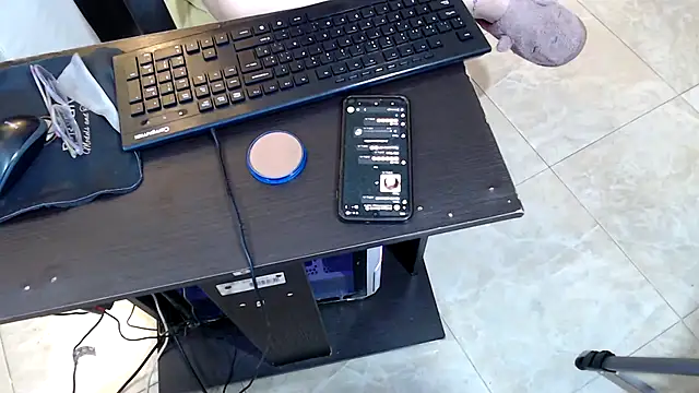 Snapshot of Sofiia_davis23 chatting on 11/07/25, 01:11 Sofiia davis23 online show from 11/07/25, 01:11