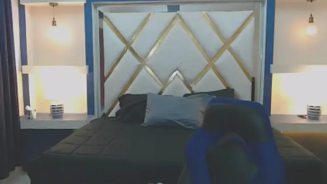 Snapshot of Sofiia_davis23 chatting on 11/10/25, 01:10 Sofiia davis23 online show from 11/10/25, 01:10