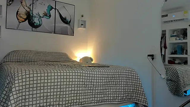 wendy alejo1712 online show from 12/21/24, 01:15