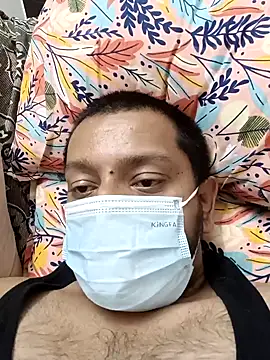 Snapshot of indianhotche chatting on 02/05/25, 06:26 indianhotche online show from 02/05/25, 06:26