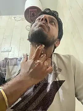 Snapshot of indianhotche chatting on 10/09/25, 07:01 indianhotche online show from 10/09/25, 07:01