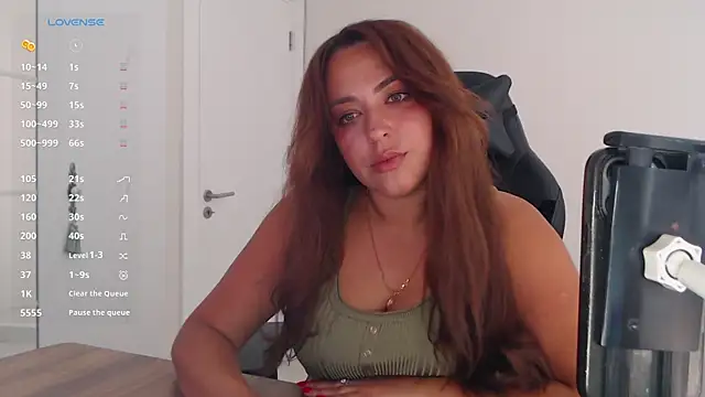  Just a queen 3 online show from 06/23/26, 07:28