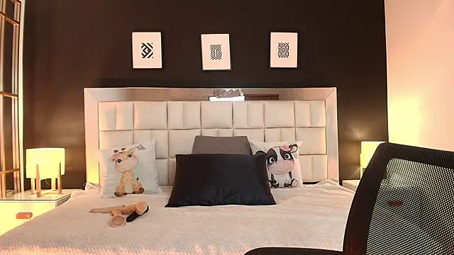 lisa casper online show from 02/06/25, 04:14