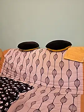 SpiceLea online show from 12/02/25, 12:54