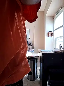 DARemo42O online show from 10/24/25, 03:19