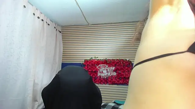 Snapshot of rosse_2504 chatting on 05/22/26, 12:22 rosse 2504 online show from 05/22/26, 12:22