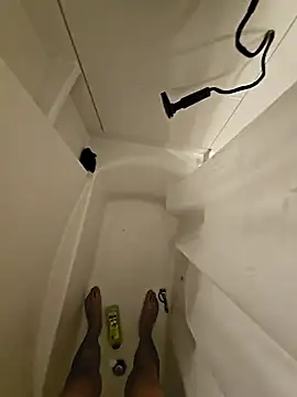 Snapshot of LongDongDaddy302 chatting on 12/05/24, 09:17 LongDongDaddy302 online show from 12/05/24, 09:17