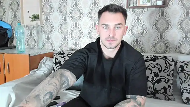 Jonmusclemaster online show from 02/03/25, 11:42