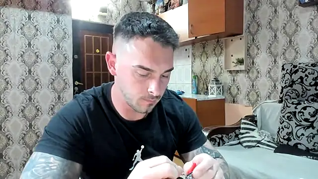 Jonmusclemaster online show from 12/18/25, 08:37