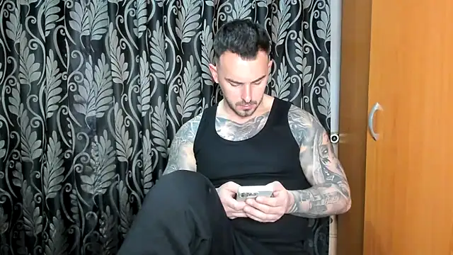 Jonmusclemaster online show from 04/10/26, 07:51