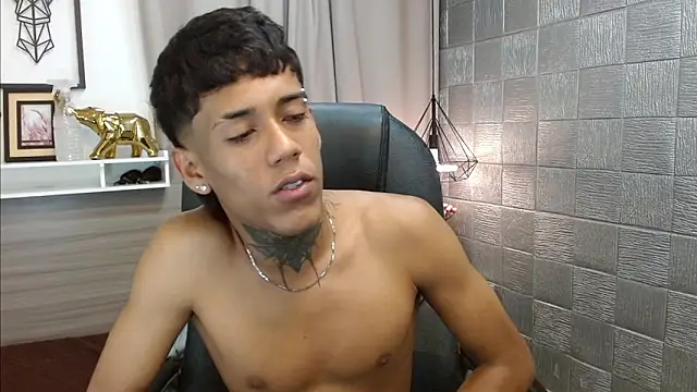 Snapshot of Alan_Cute18 chatting on 02/28/26, 04:08 Alan Cute18 online show from 02/28/26, 04:08