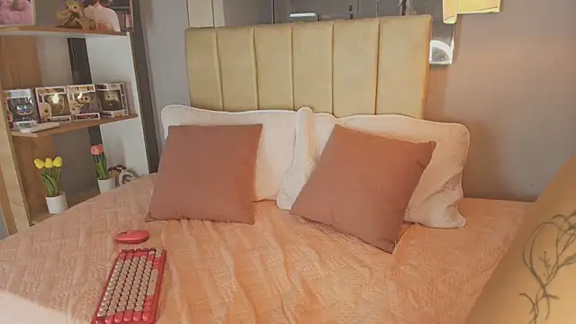 Angelbae- online show from 01/17/26, 11:52