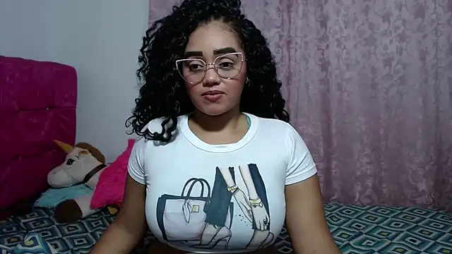 kiara milf  online show from 11/11/25, 12:32