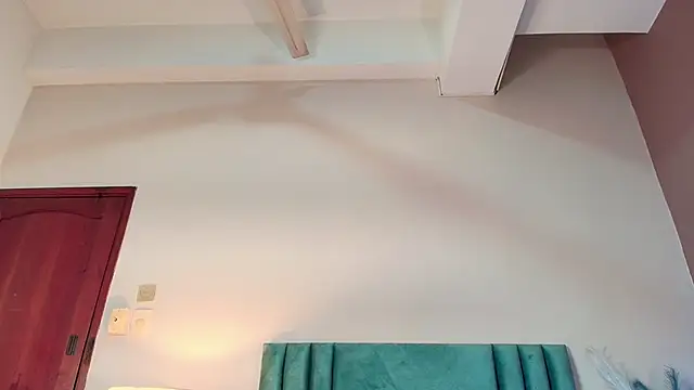 AlissaNix online show from 11/20/25, 09:14