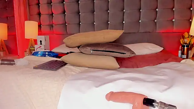 Snapshot of Poacahontasfg chatting on 02/11/25, 10:04 Poacahontasfg online show from 02/11/25, 10:04