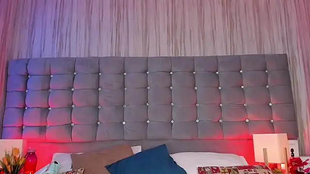 Poacahontasfg online show from 02/08/26, 03:54