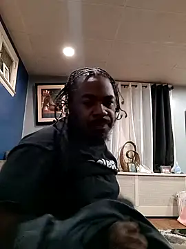 MRHANDSOME3800 online show from 12/24/24, 01:16