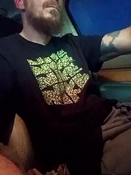 deepinnnnn online show from 10/10/25, 11:26