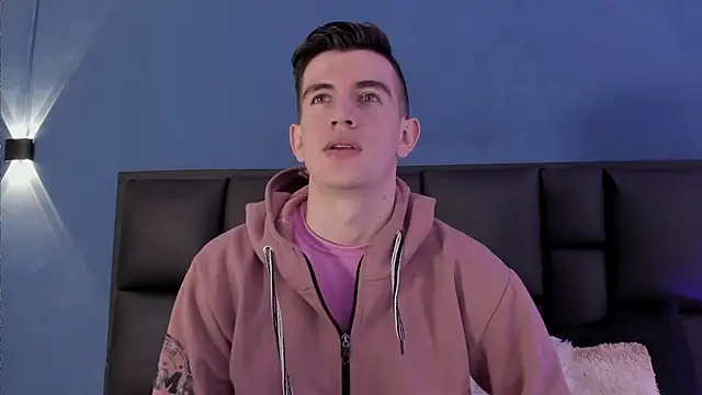 MikaelSlow online show from 09/20/25, 03:51