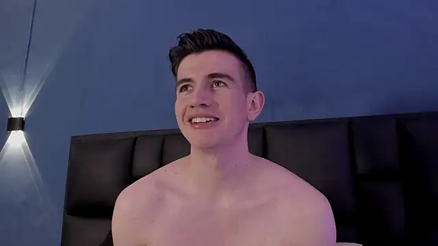 MikaelSlow online show from 10/18/25, 04:15