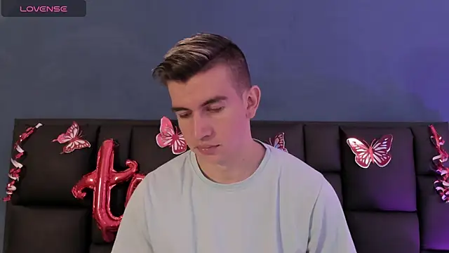 MikaelSlow online show from 02/14/26, 03:47