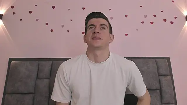 MikaelSlow online show from 04/22/26, 04:15