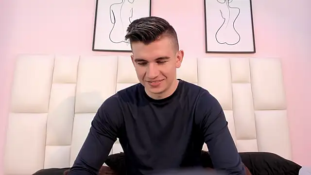 MikaelSlow online show from 04/24/26, 04:04