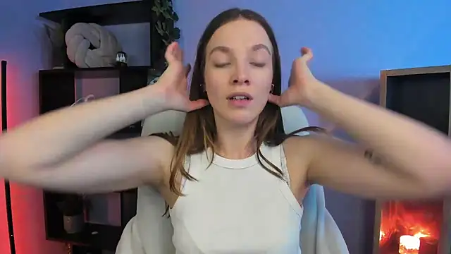 kenzie x online show from 02/01/25, 10:26