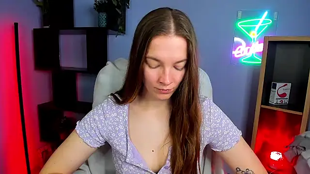 kenzie x online show from 12/03/25, 07:49